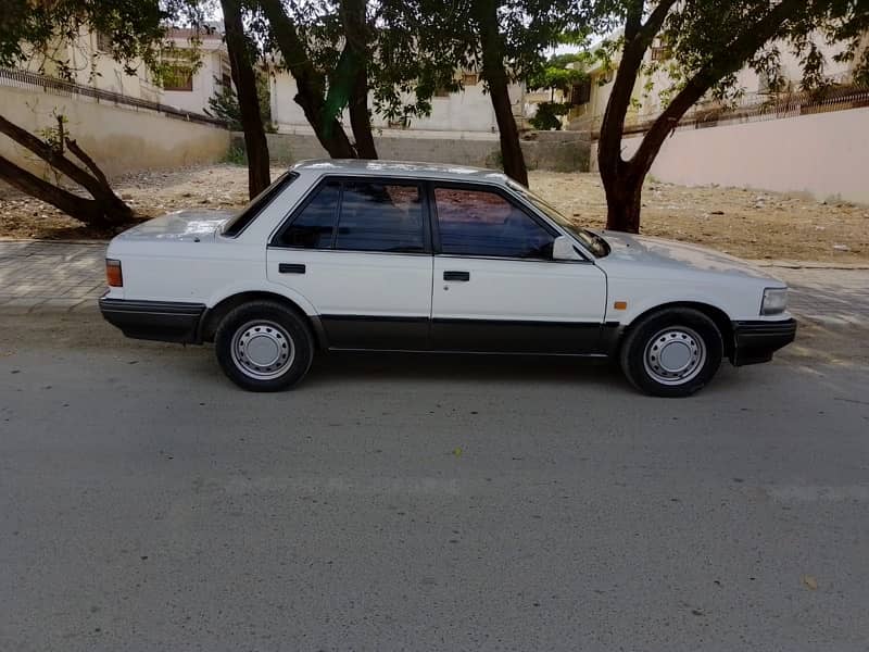 Nissan Blue Bird 1986 13