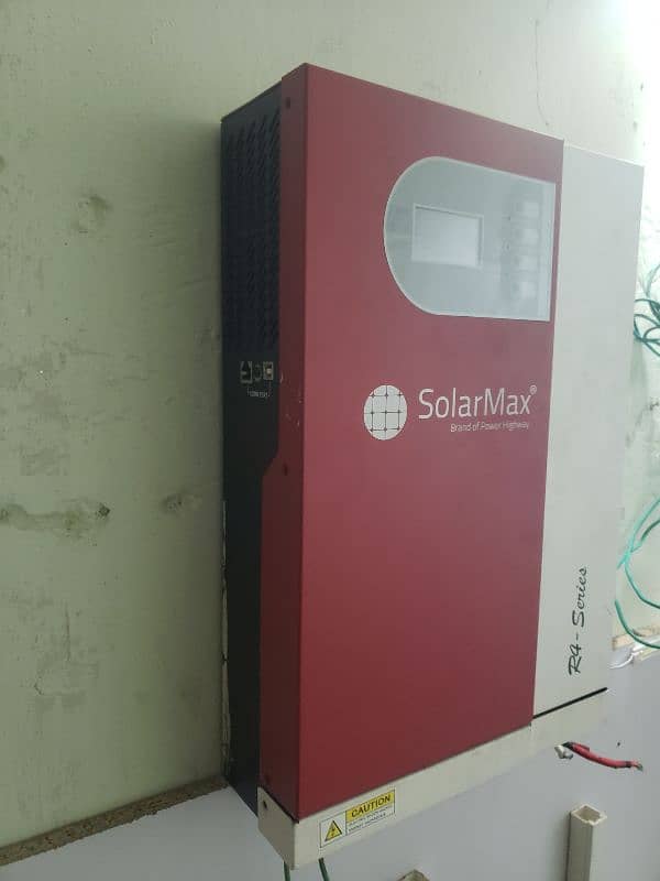 Solar max inverter hybrid 3.2 kw Pv 4000 1