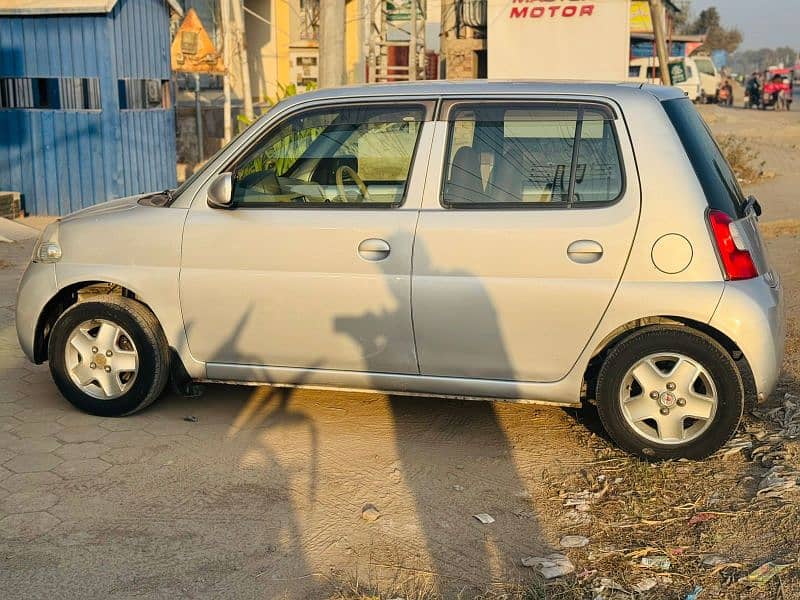 Daihatsu Esse 2007 5