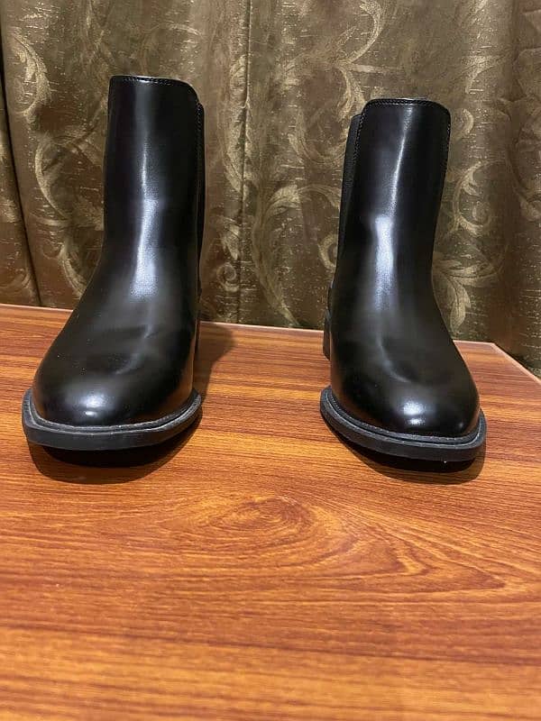 Chelsea Boots 2