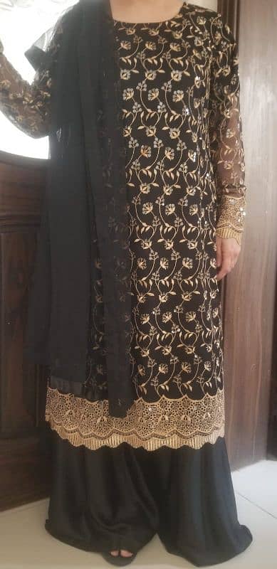 2 times used beautiful 3 piece embroidered maxi 0