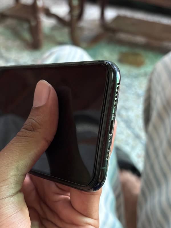 iPhone 11 Pro 256 gb PTA APPROVED 5