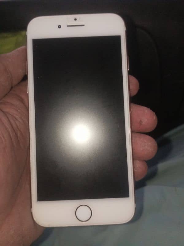 iphone 7 non PTA 32gb glass brake 3