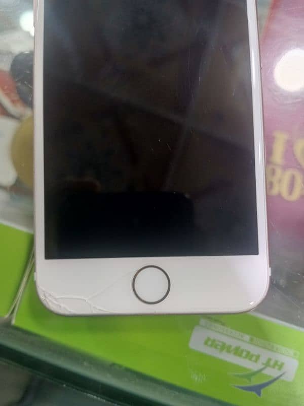 iphone 7 non PTA 32gb glass brake 7