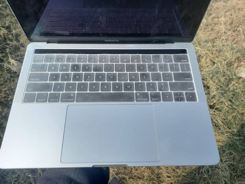 Apple Macbook Pro 2019 4