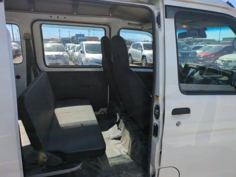 Daihatsu Hijet 2019 3