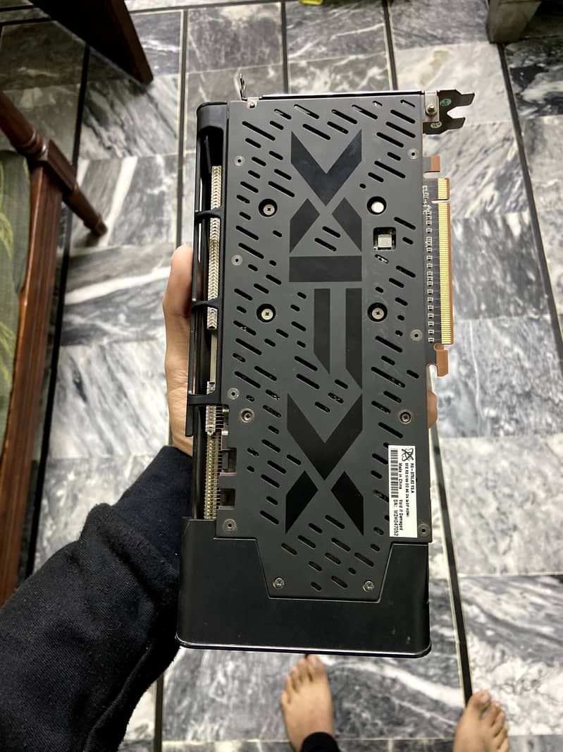 AMD Radeon Rx 5700XT - XFX Edition 7