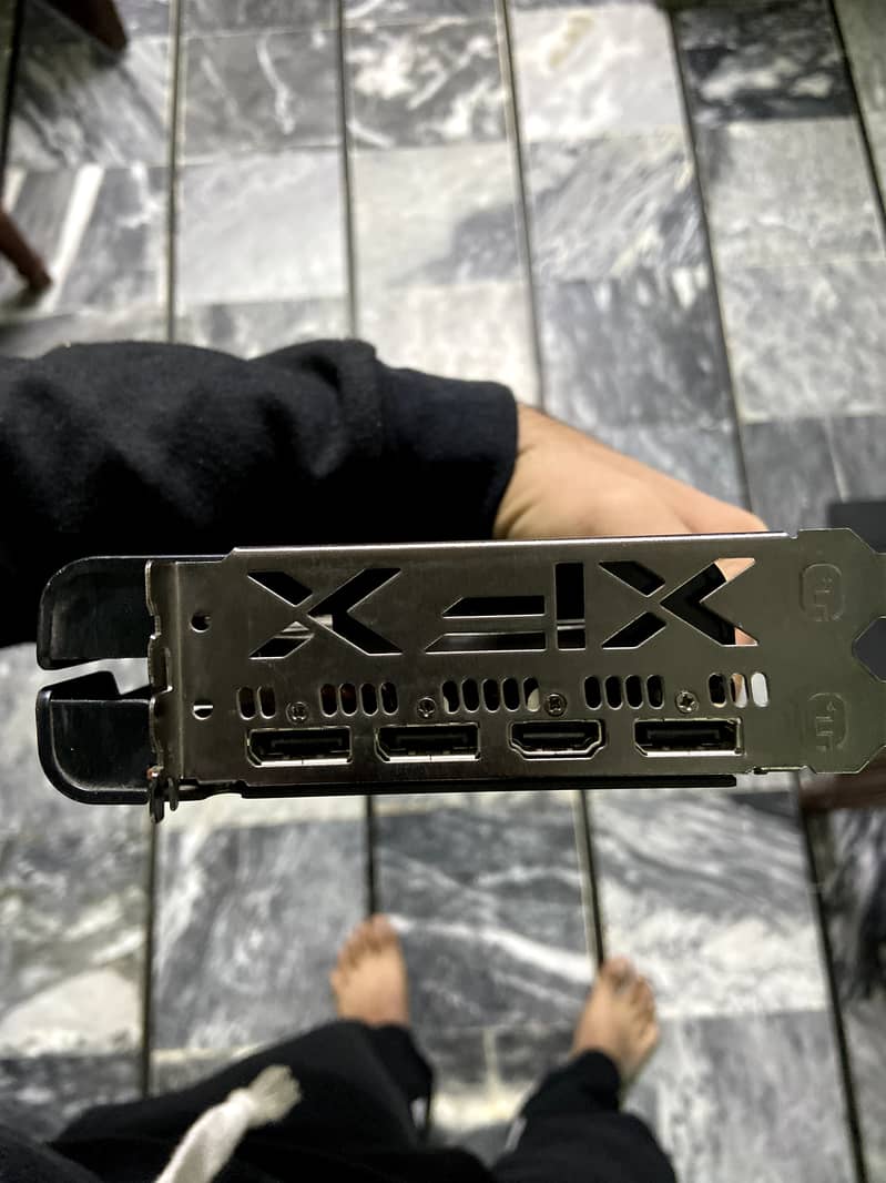 AMD Radeon Rx 5700XT - XFX Edition 8