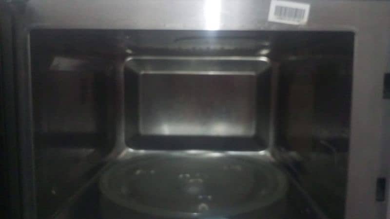 dawlance microwave oven 10 by 10 condition 0