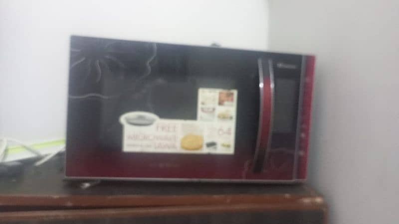 dawlance microwave oven 10 by 10 condition 1