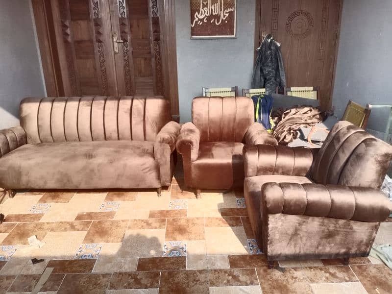 sofa poshish house 5