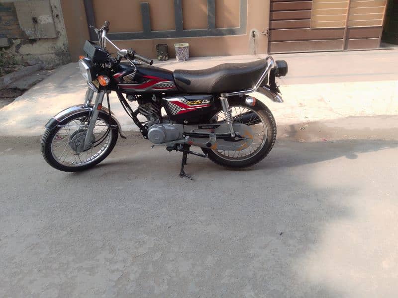 Honda 125 /o3o7oo5o895/ 0