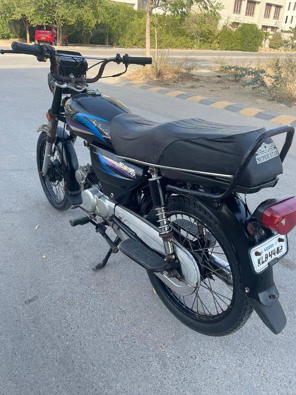 Super star 2018 model 70cc black colour brand new tyres 7