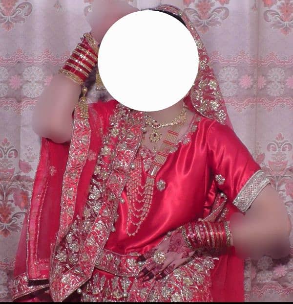 bridal lehnga only one time use 3