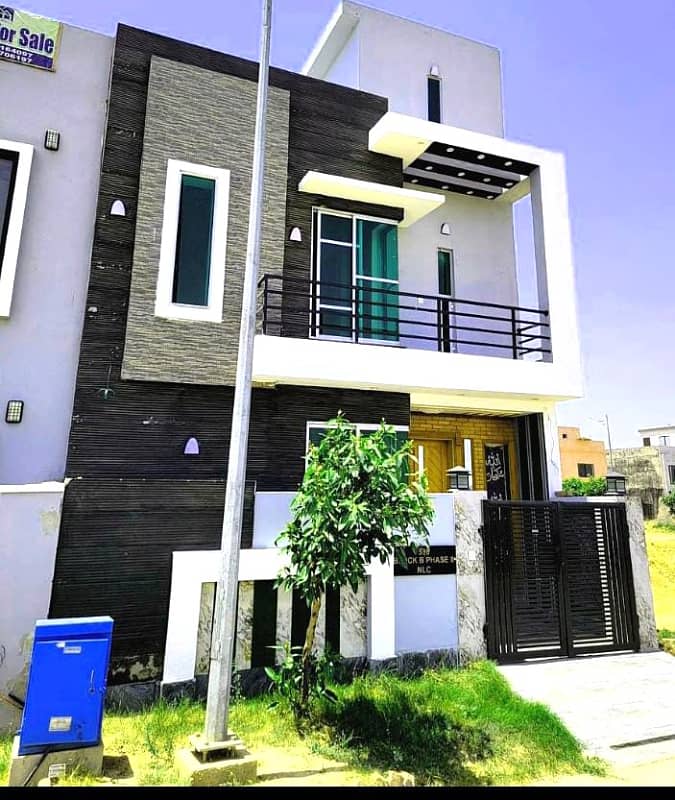 3 MARLA MODREN HOUSE MOST BEAUTIFUL PRIME LOCATION FOR SALE IN NEW LAHORE CITY PH 2 B BLOCK 0