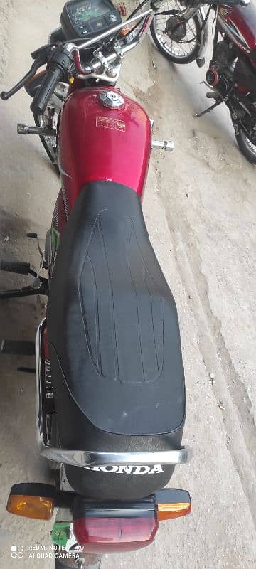 Cd 70 new asia bike in genuine condition 1