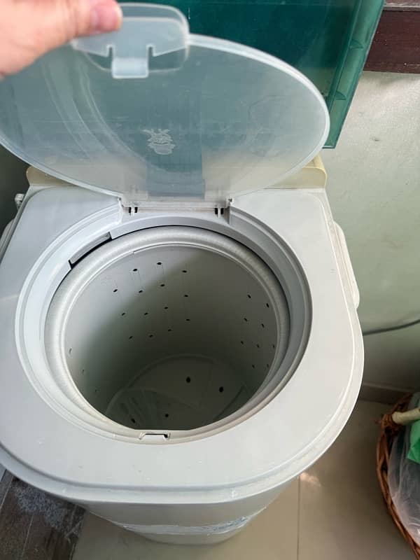 Haier Spin Dryer 1