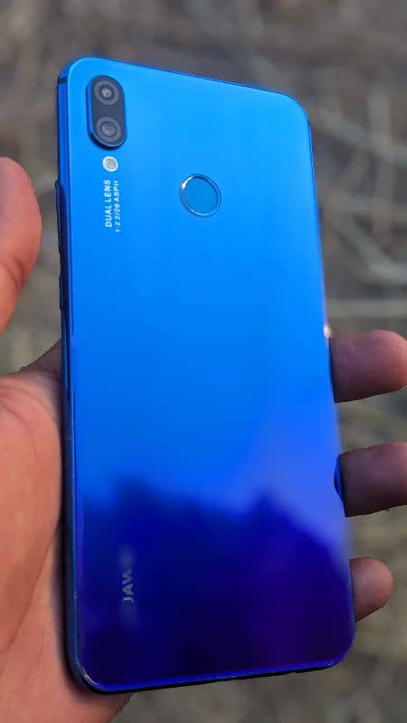 Huawei Nova 3i 5