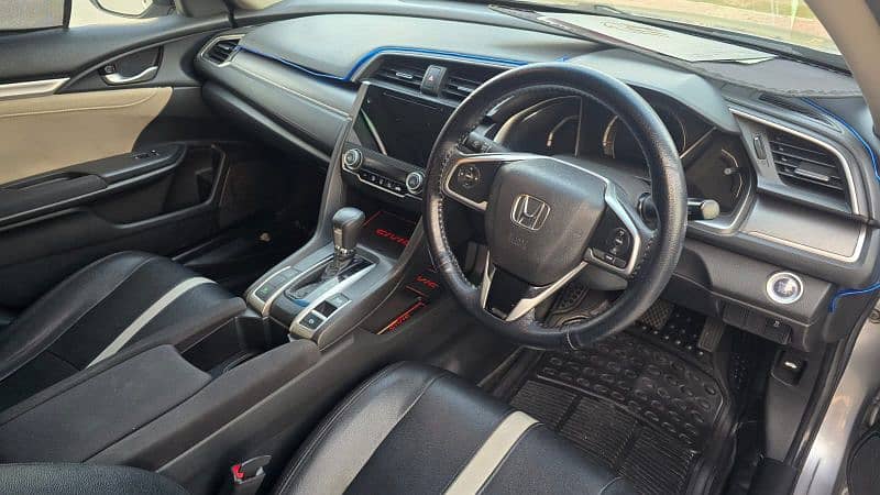 Honda Civic VTi Oriel full option 2018 5