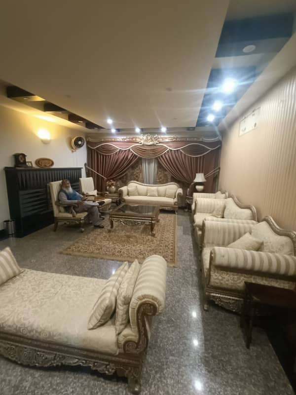 For Sale 36 Marla Like New Meadows Villas, Sector B Bahria Town Lahore 14