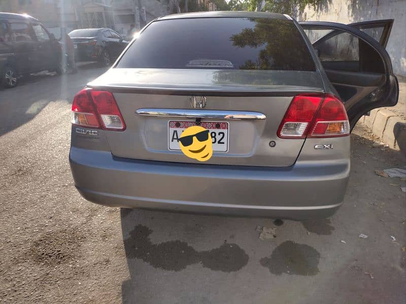 Honda Civic EXi 2005-06 4