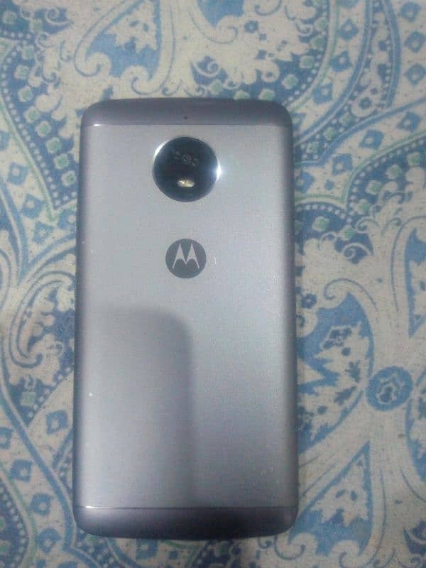 Moto E4 plus 1