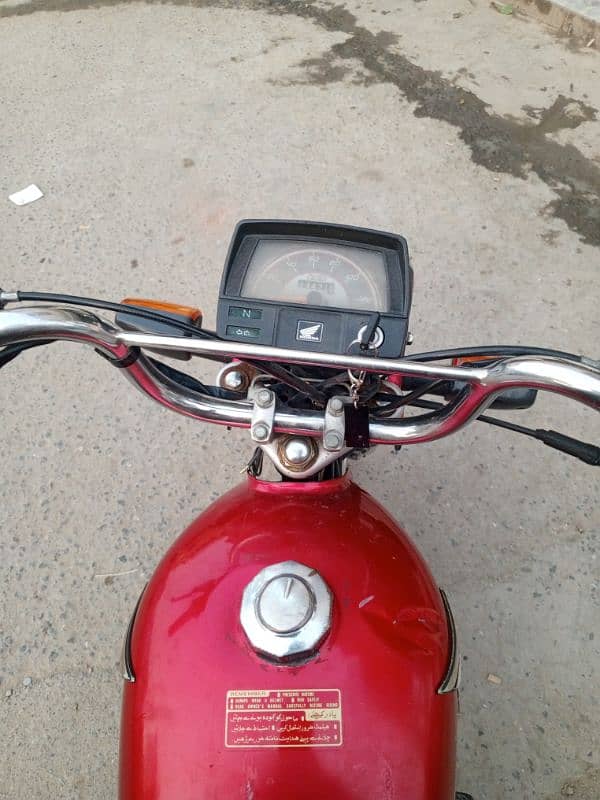 Honda CD 70 2021 5