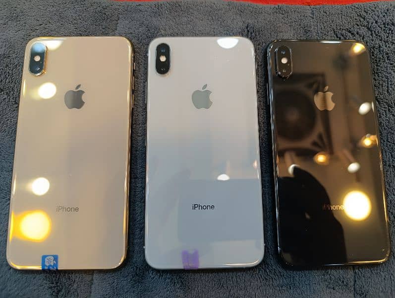 IPhone XS MAX 64/Gb 0