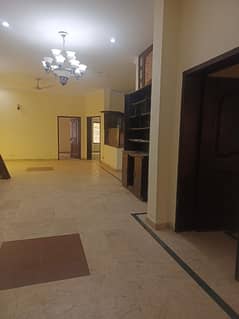 1 KANAL LOWER PORTION AVAILABLE FOR RENT IN VALANCIA HOUSING SOCIETY