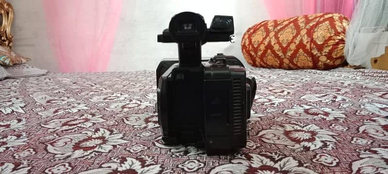 Panasonic ux 90 4k video camera 6