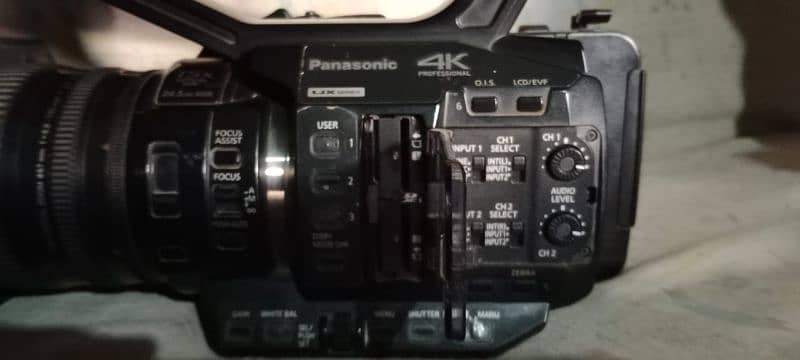 Panasonic ux 90 4k video camera 7