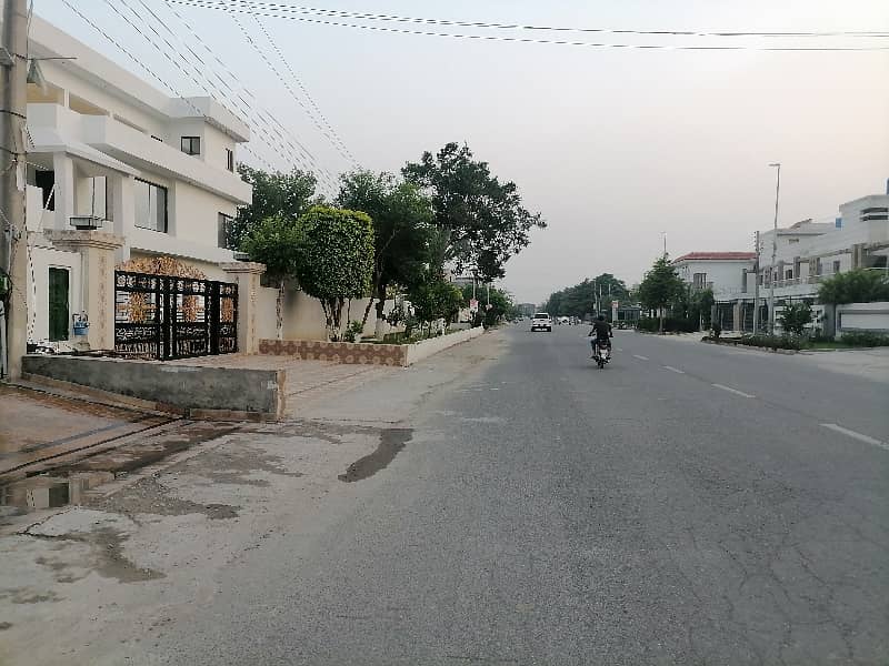 Residential Plot For sale In Formanites Housing Scheme 3