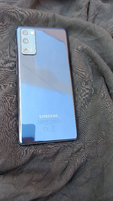 Samsung galaxy S20 FE (NON PTA) 1