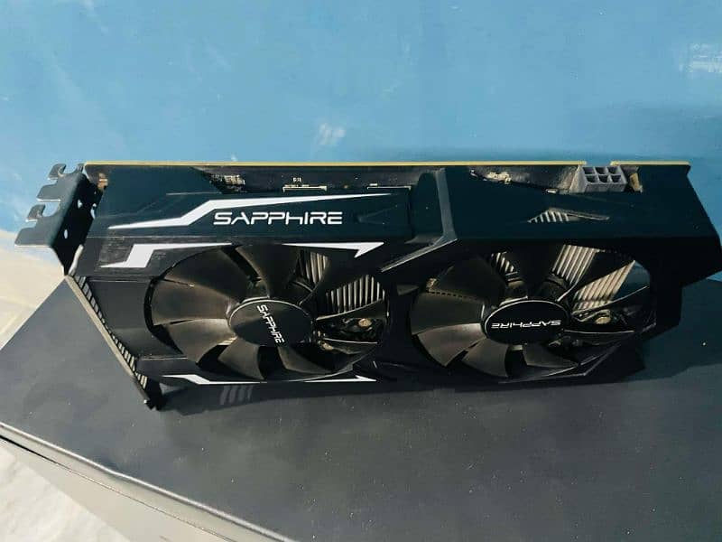 RX 560 4gb Sapphire with box/guidebook 10/10 condition 2