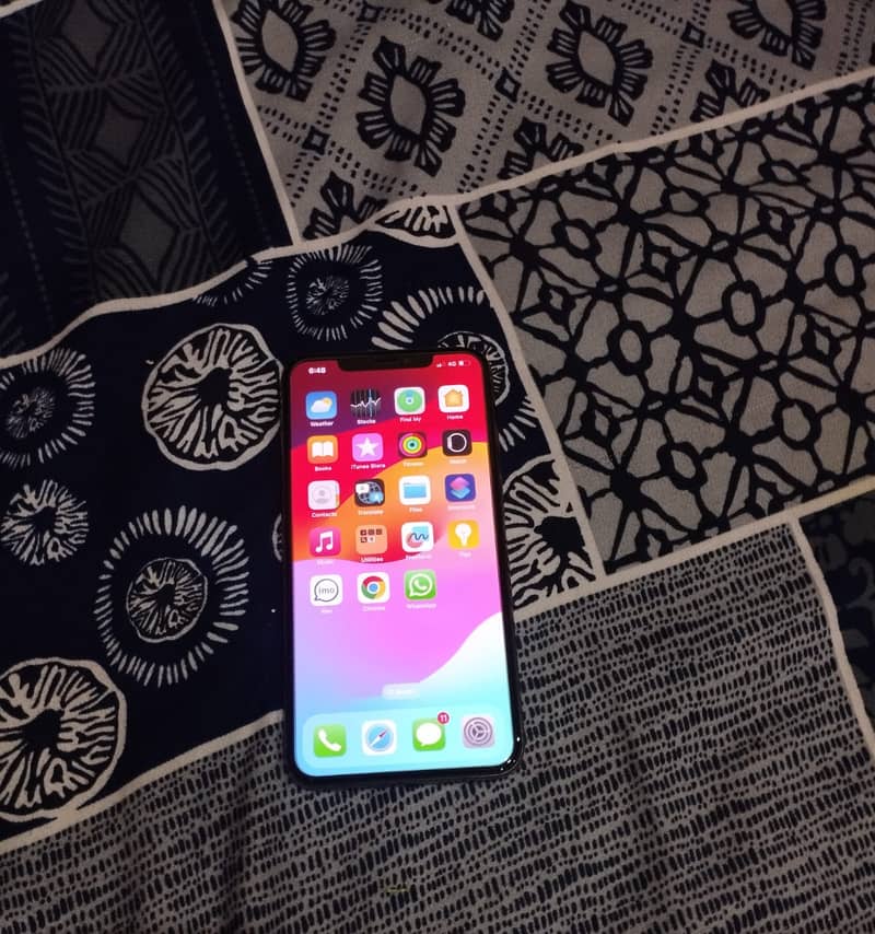 Apple iPhone XS Max Contact on Whatsap03298995469 4