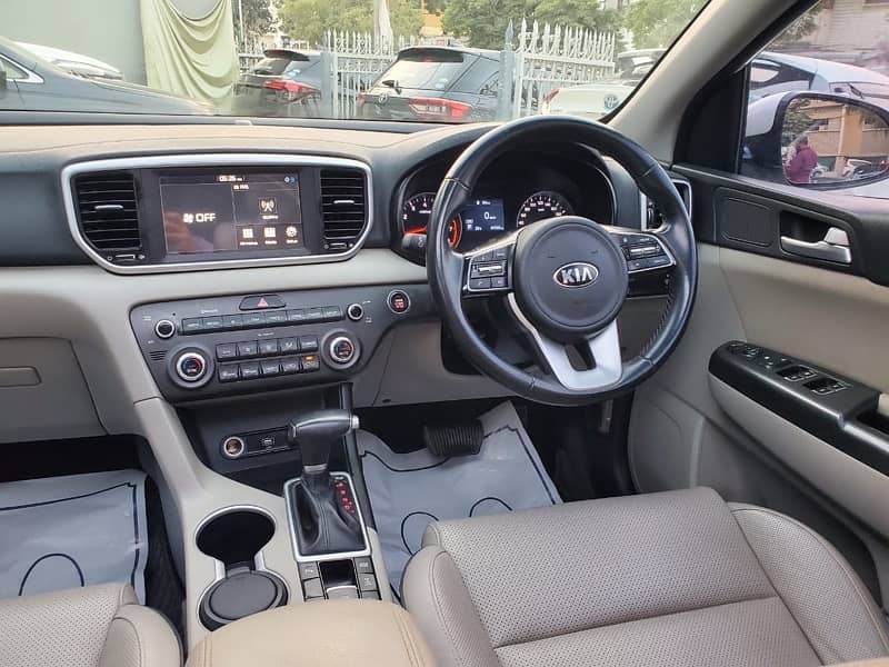 KIA Sportage AWD 2021 model 2022 Reg 8