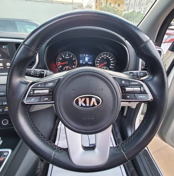 KIA Sportage AWD 2021 model 2022 Reg 9