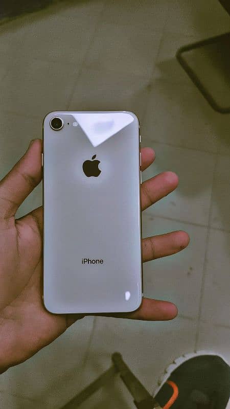 iphone 8 full new condition 0