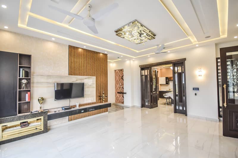 Most Luxurious Full Basement 1 Kanal Classical Bungalow For Sale With Home Theater Near Park In Phase 6 6