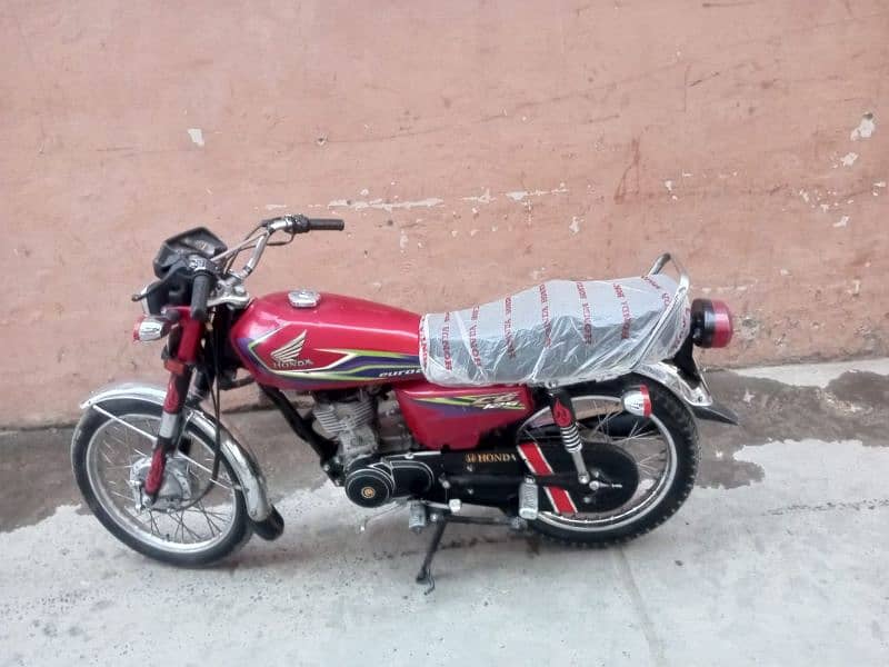 Honda 125 Model 2017 Lahore Number 2