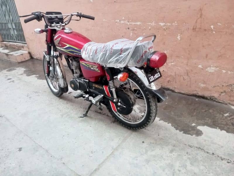 Honda 125 Model 2017 Lahore Number 11