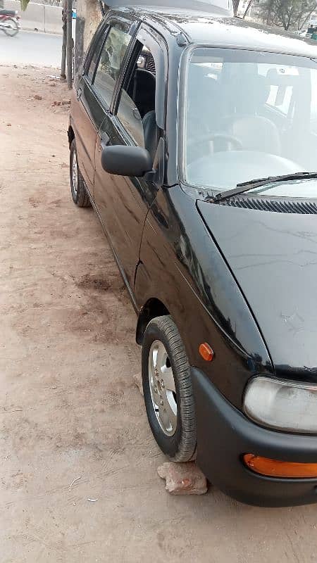 Daihatsu Cuore 2002 4