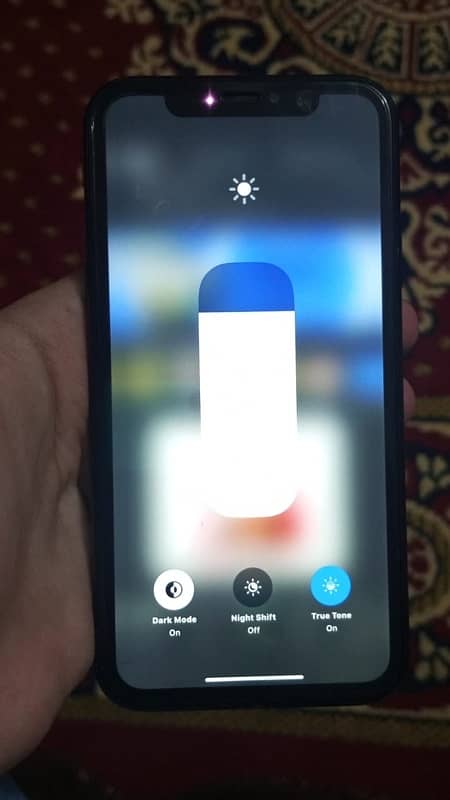 iPhone Xr 64GB E sim time (exchange also possible) 1