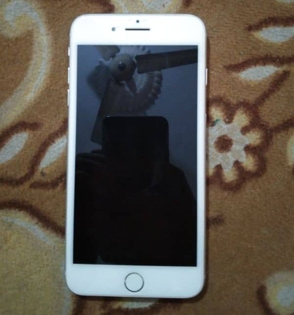 Iphone 8 plus 256 PTA 1