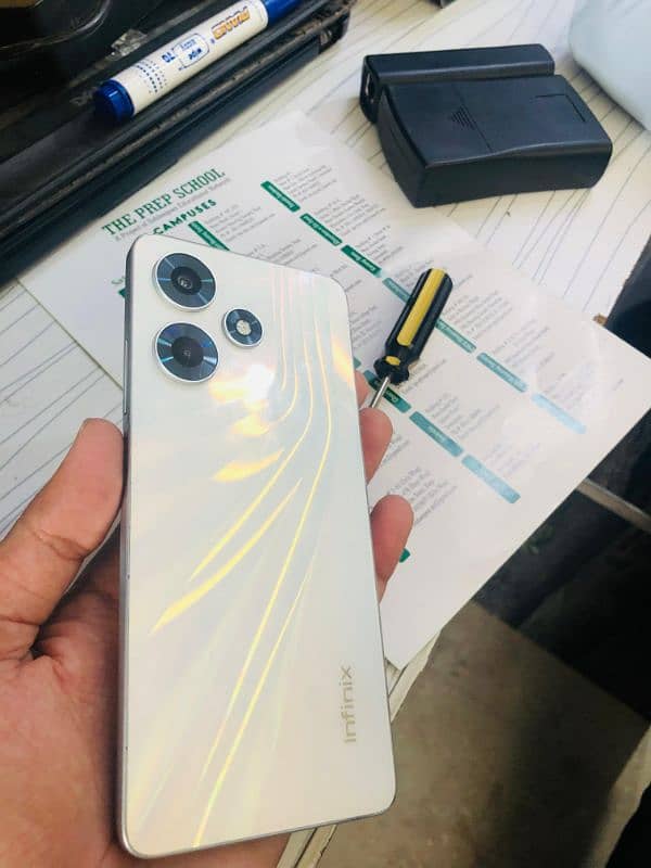 infinix hot 30 8/128 2