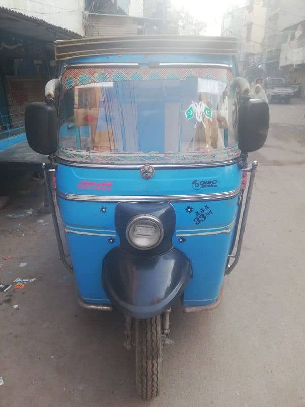 CNG KIT AND DOUBLE CYLINDER 3 NAYE TYRES AUR NAYE BATTERY 0