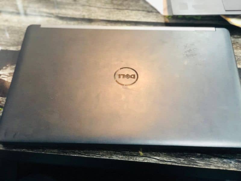 Dell laptop good condition 3