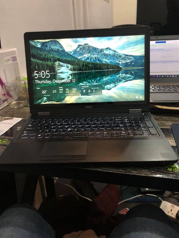 Dell laptop good condition 5