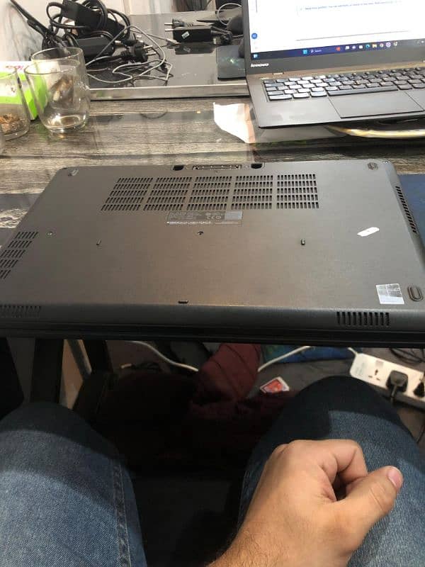 Dell laptop good condition 6