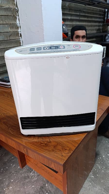 Japani heater 10/10 condition gas or bijli 0